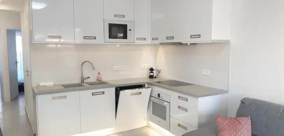Impeccable 3 Pieces Avec Balcons, La Plage A 50M Juan Les Pins Proche Cannes 앙티브 외부 사진